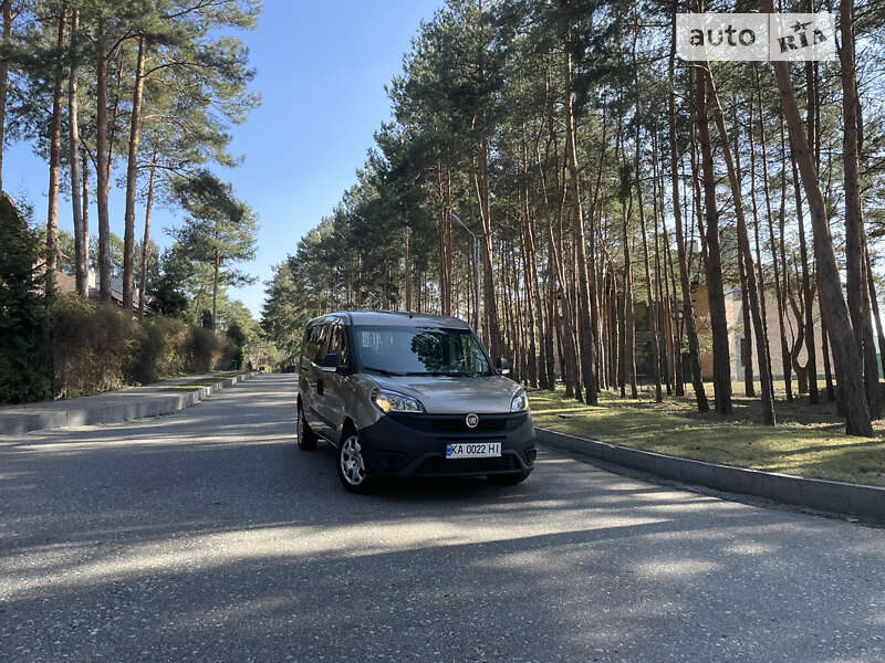 2019 fiat doblo