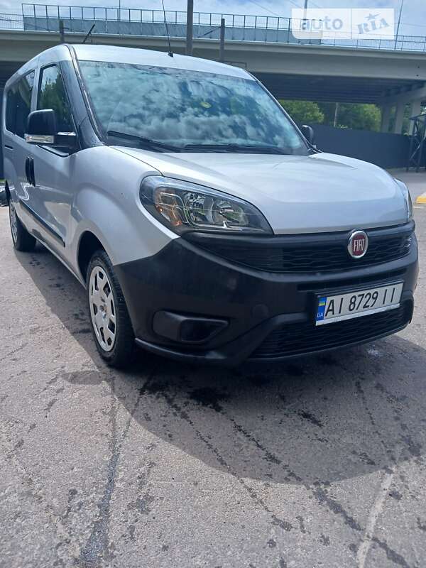 2019 fiat doblo