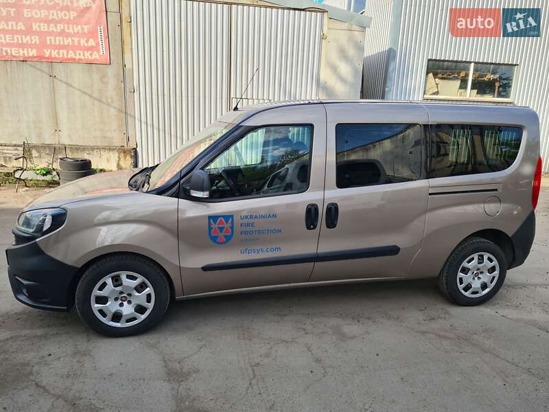 2019 fiat doblo