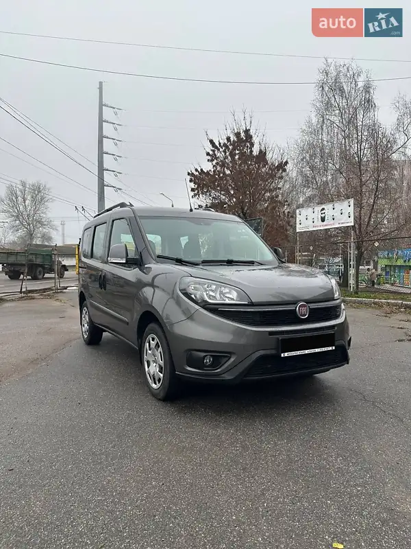2020 fiat doblo panorama