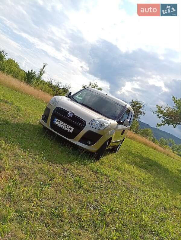 2009 fiat doblo