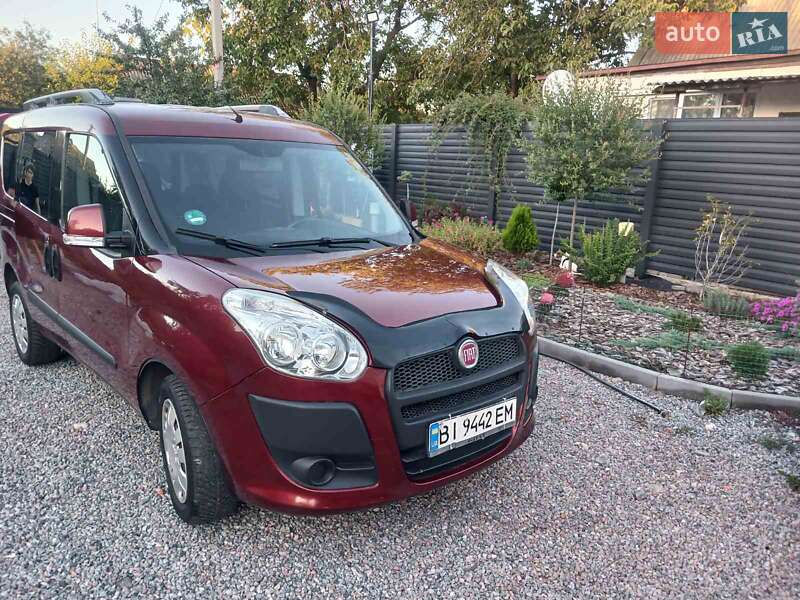 2010 fiat doblo