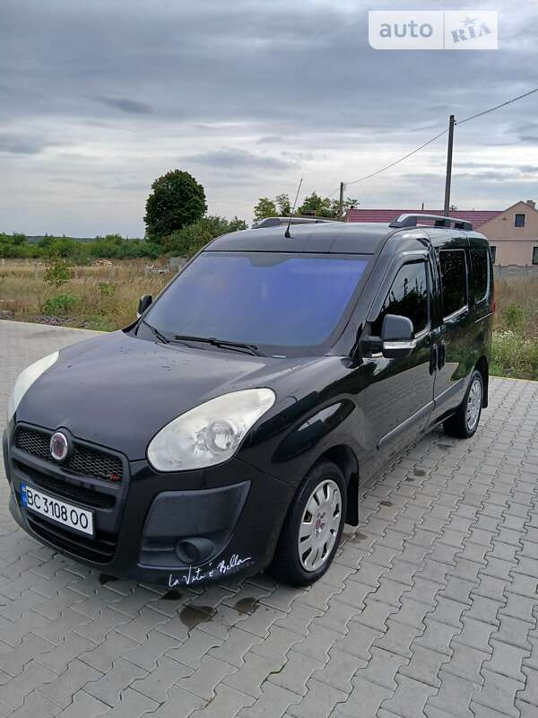 2010 fiat doblo