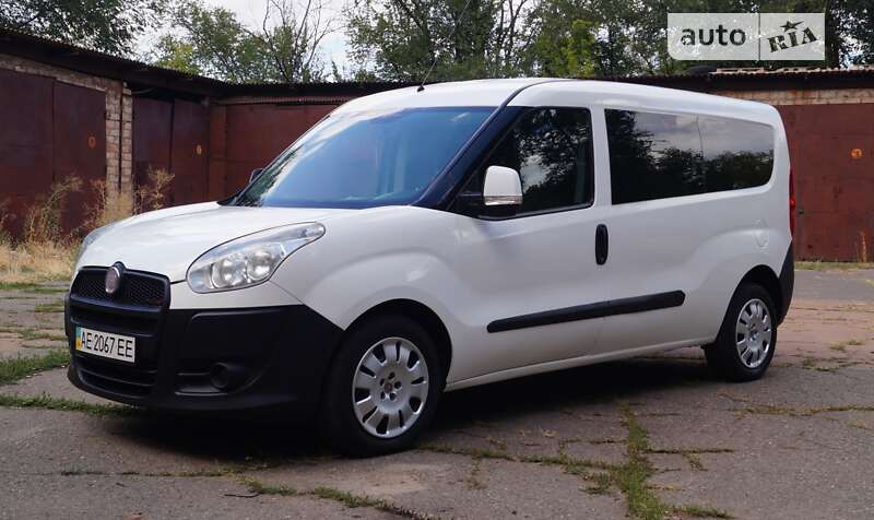 2010 fiat doblo