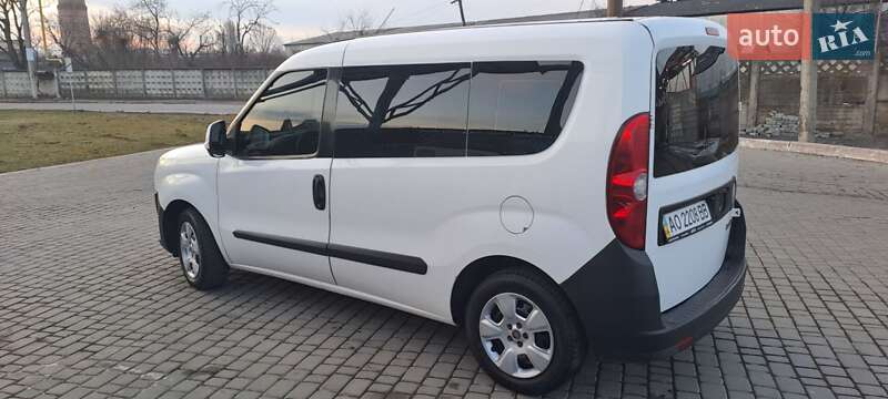 2010 fiat doblo
