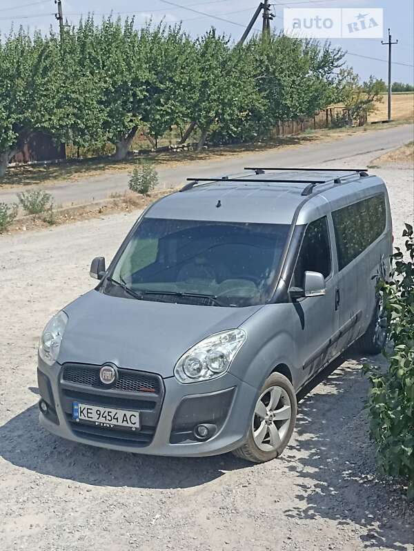 2010 fiat doblo