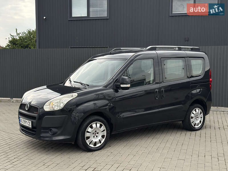 2010 fiat doblo
