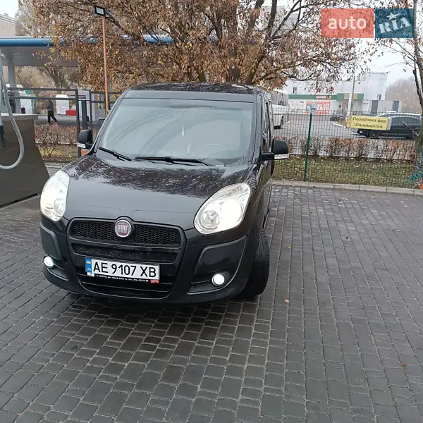 2010 fiat doblo