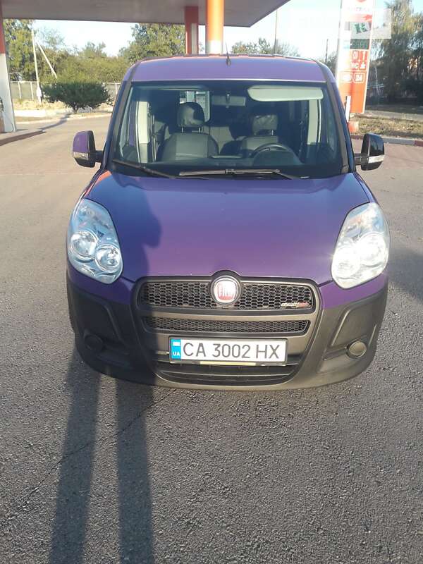 2010 fiat doblo