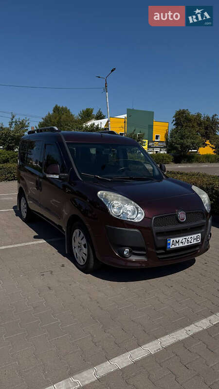 2011 fiat nuovo doblo