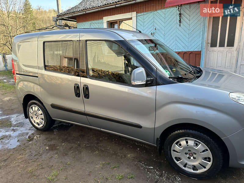 2011 fiat doblo