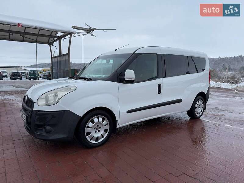 2011 fiat doblo