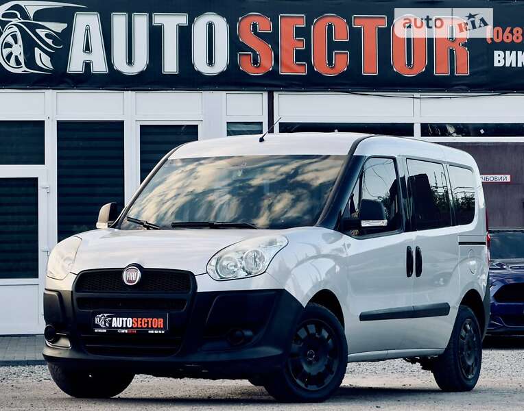 2011 fiat doblo