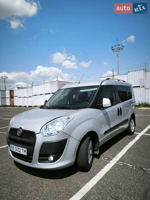 2012 fiat nuovo doblo