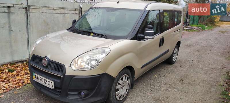 2011 fiat nuovo doblo
