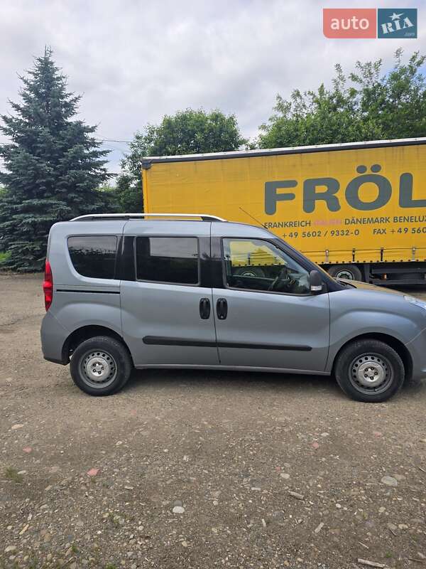 2012 fiat nuovo doblo