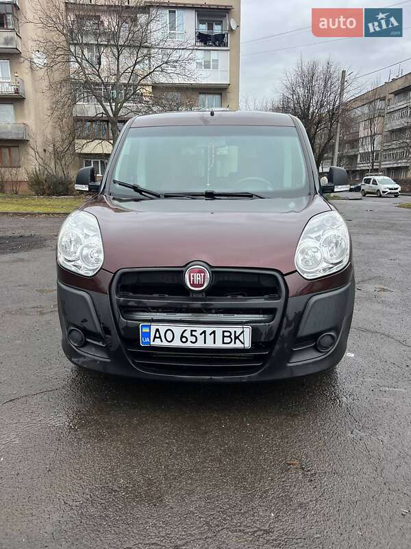 2012 fiat nuovo doblo