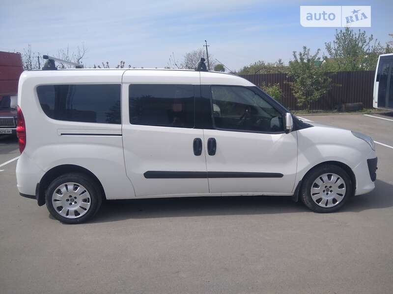 2013 fiat doblo