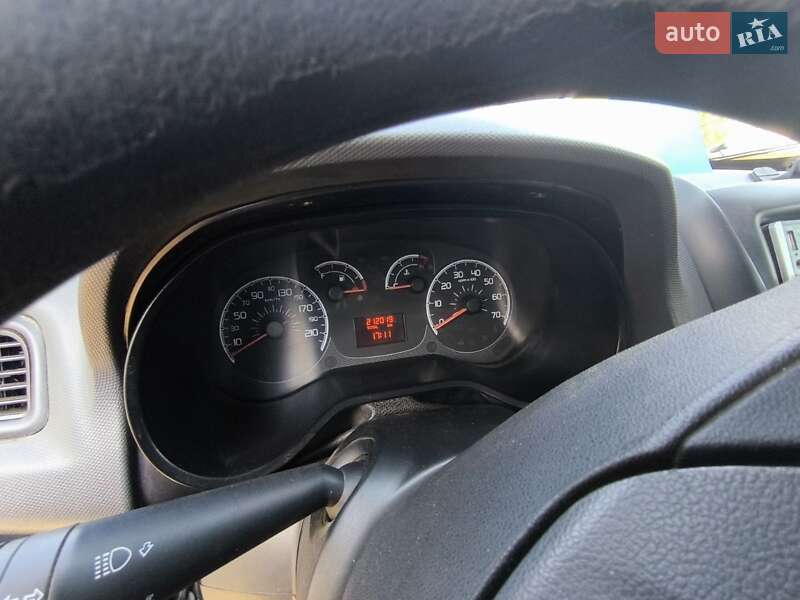 2013 fiat nuovo doblo