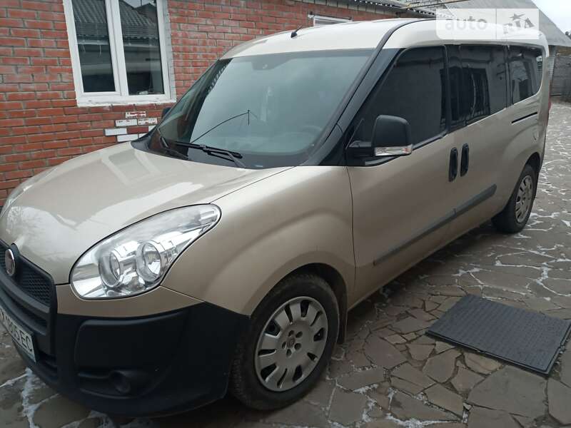 2013 fiat doblo