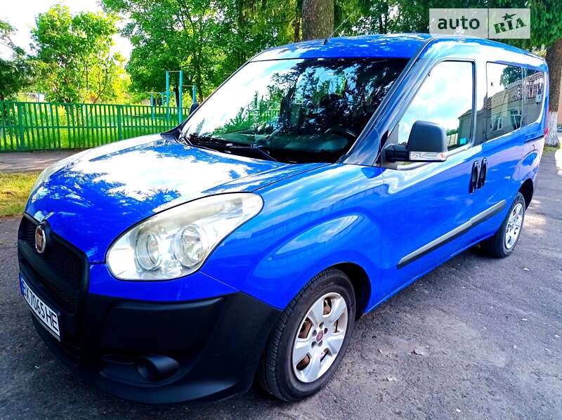 2013 fiat doblo