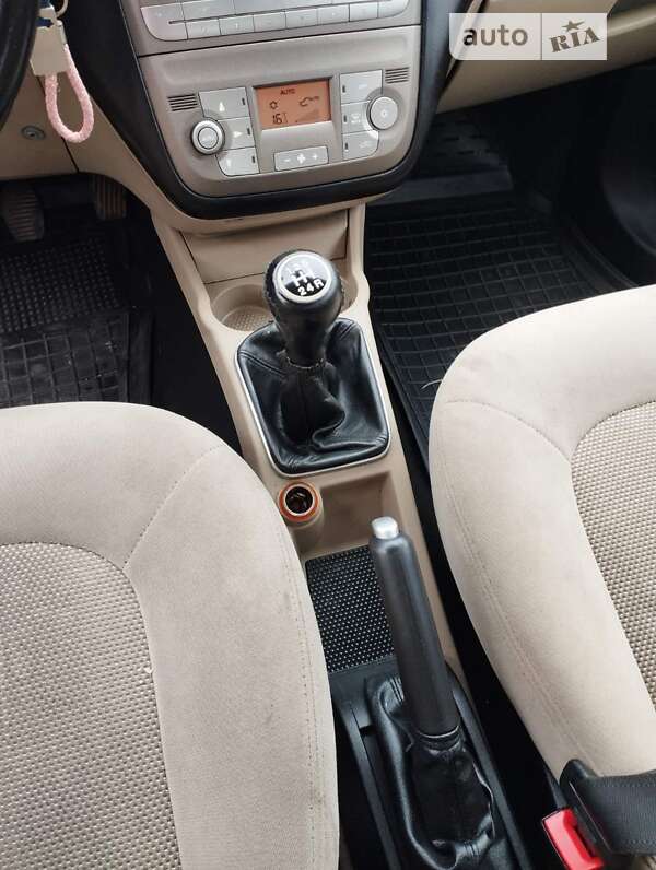 2007 fiat linea