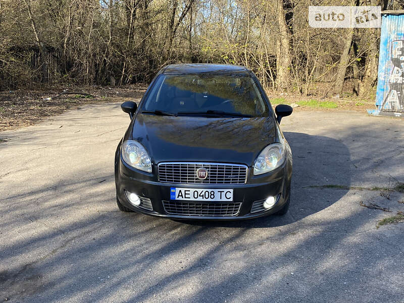 2010 fiat linea