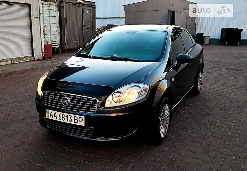 2011 fiat linea