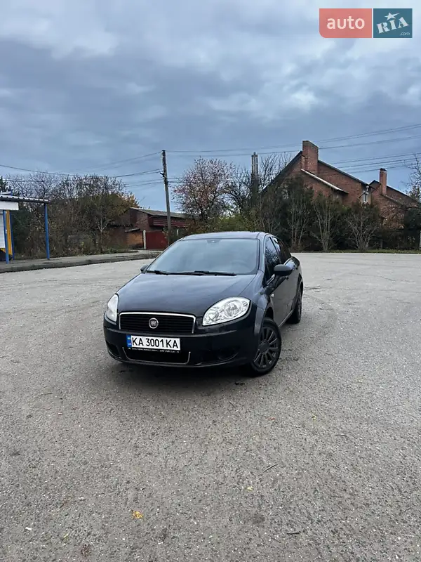 2012 fiat linea