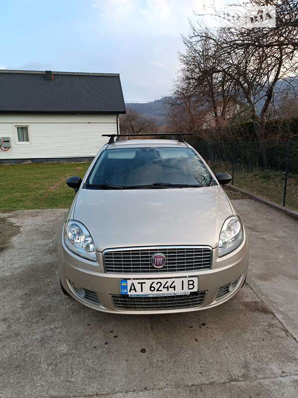 2012 fiat linea