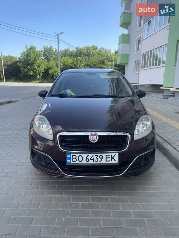 2012 fiat linea