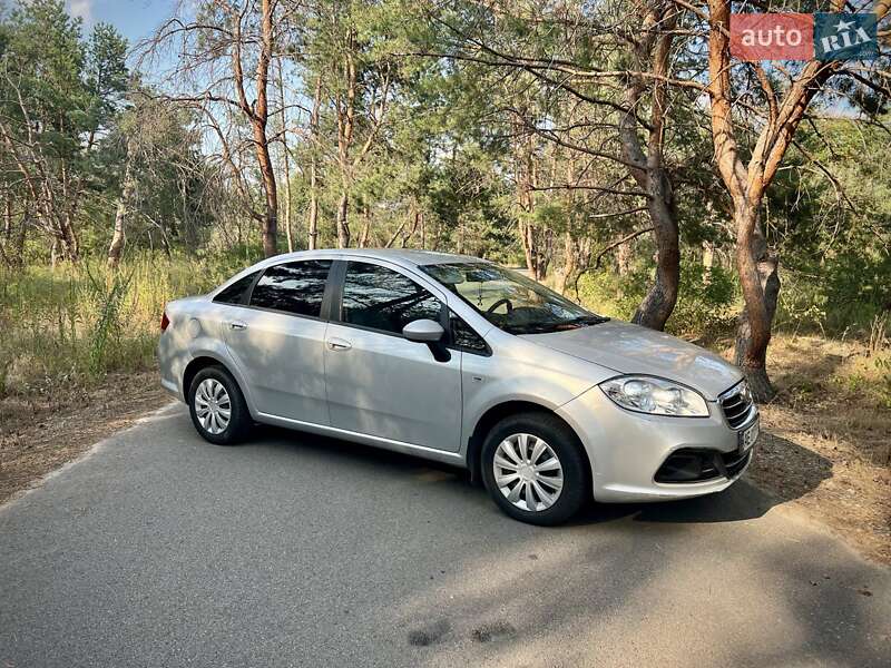 2013 fiat linea