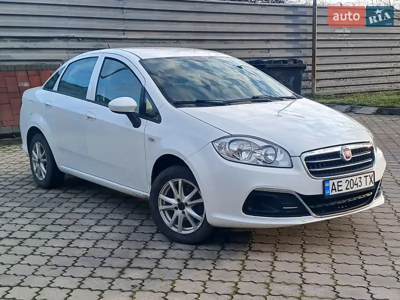 2013 fiat linea