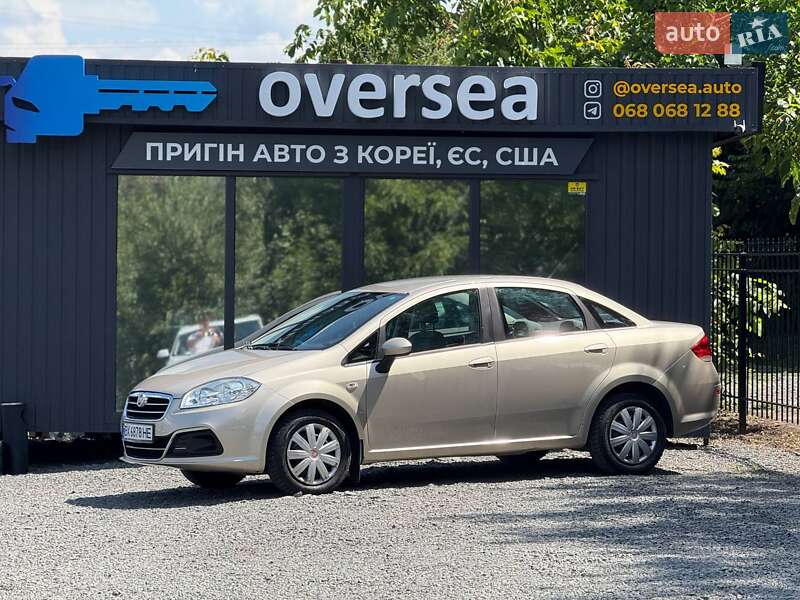 2013 fiat linea
