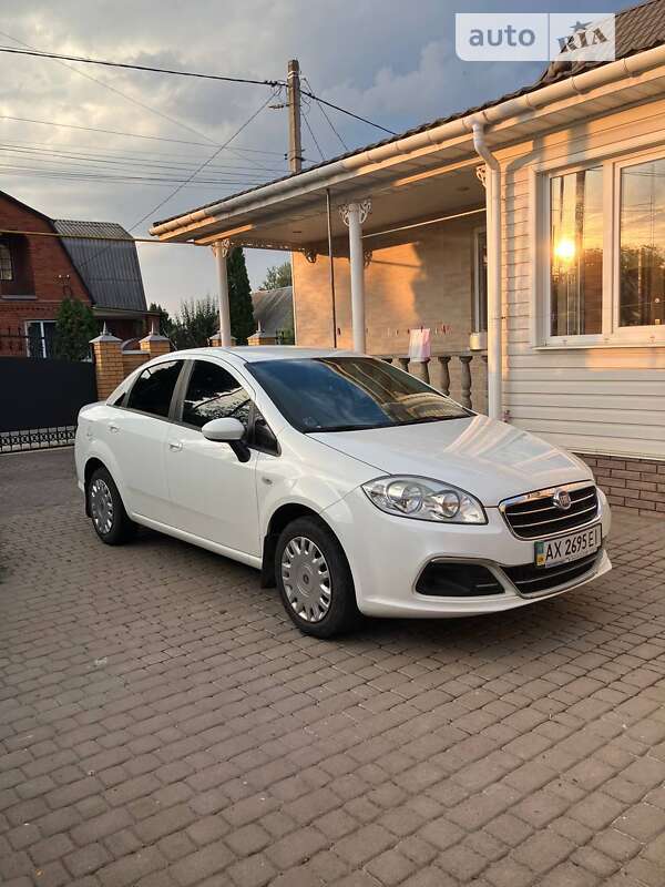 2013 fiat linea