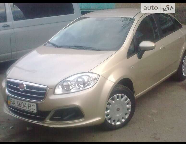 2013 fiat linea