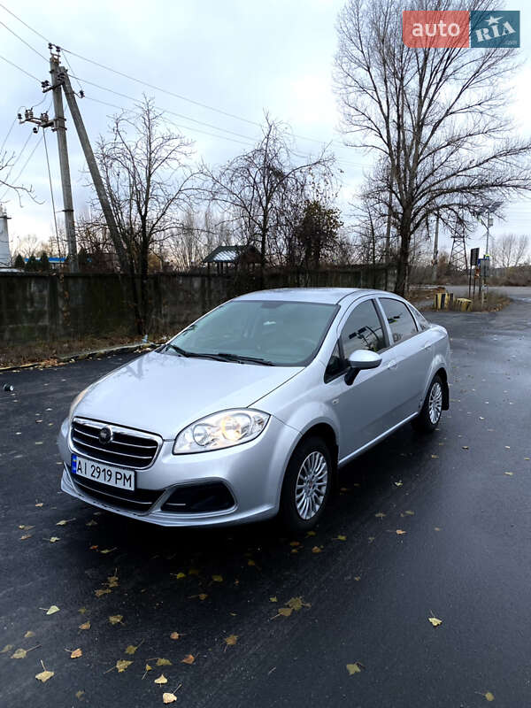 2013 fiat linea