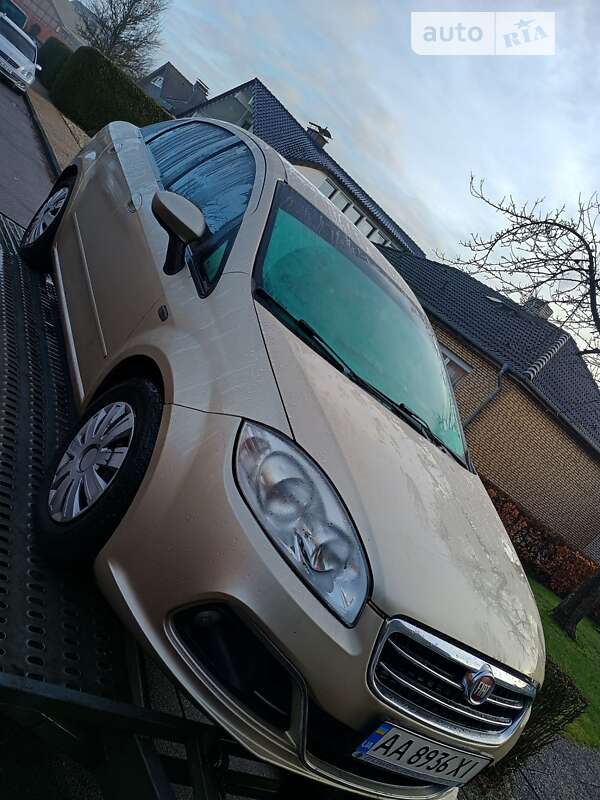 2013 fiat linea