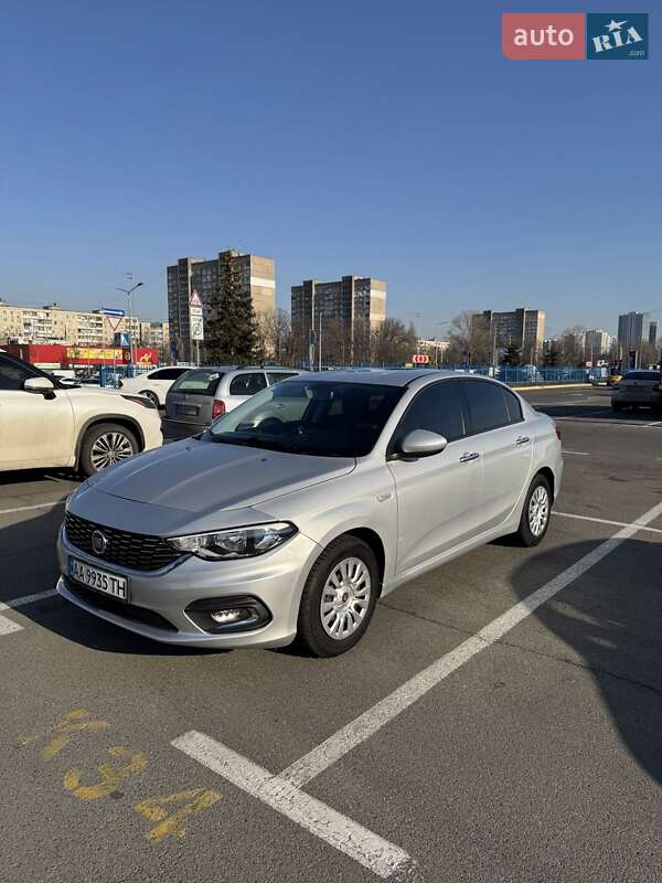 2016 fiat tipo