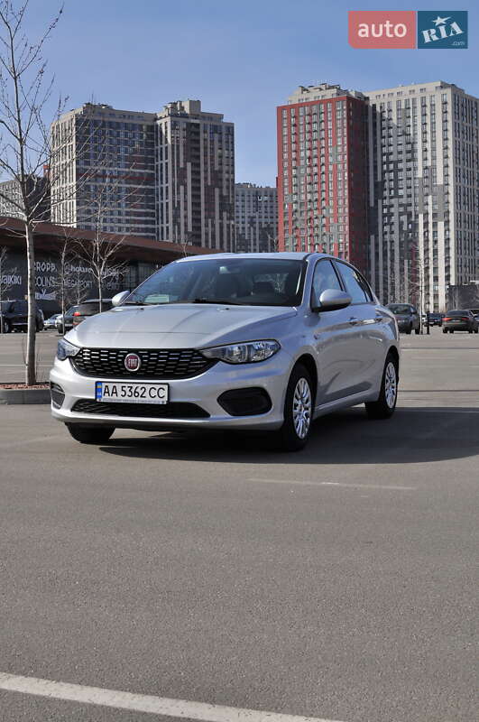 2016 fiat tipo