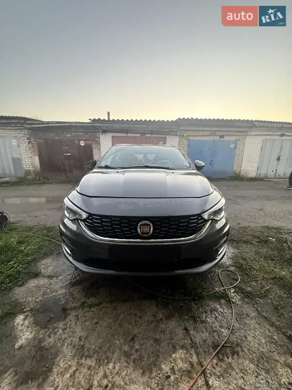 2016 fiat tipo