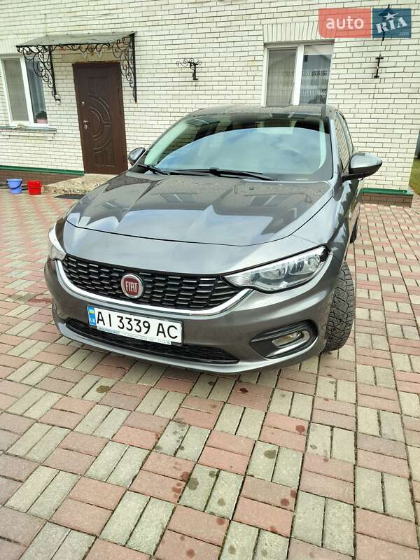 2016 fiat tipo