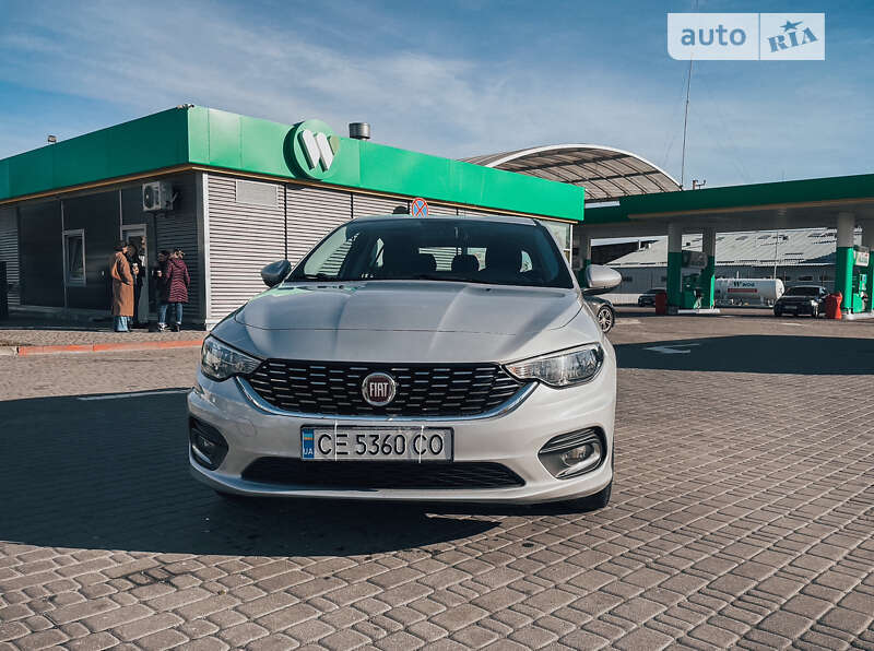 2016 fiat tipo