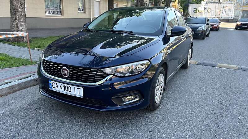 2017 fiat tipo