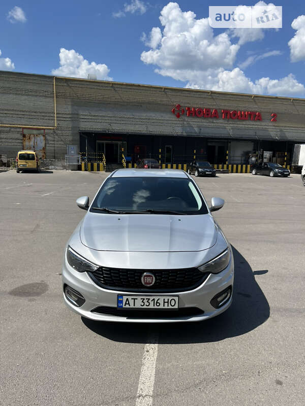 2018 fiat tipo