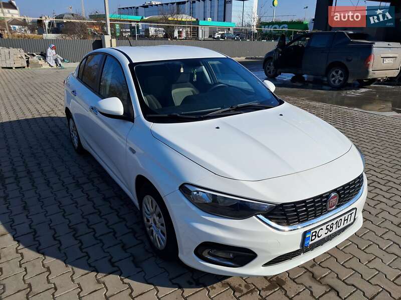 2018 fiat tipo