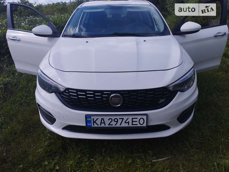 2018 fiat tipo