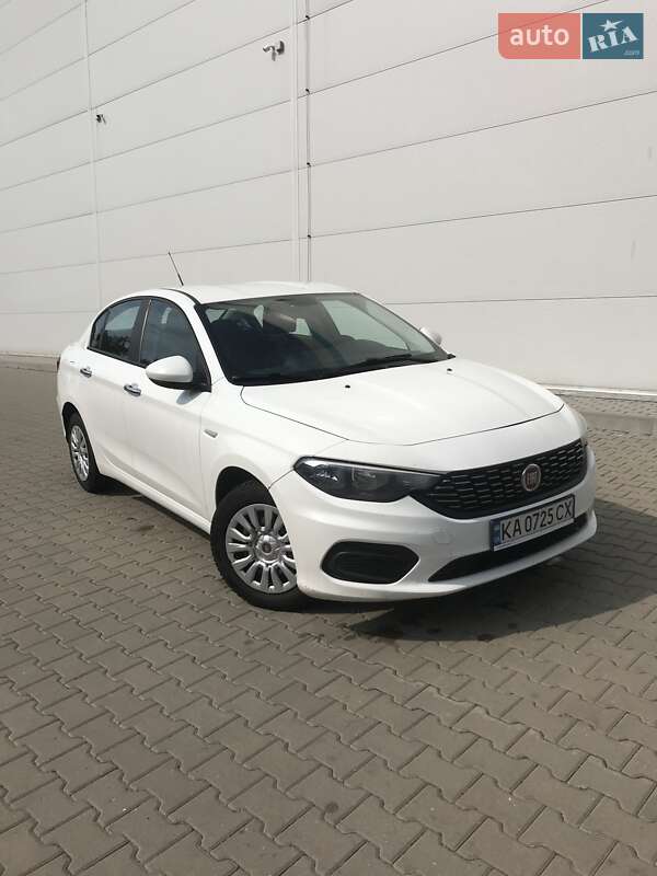 2018 fiat tipo