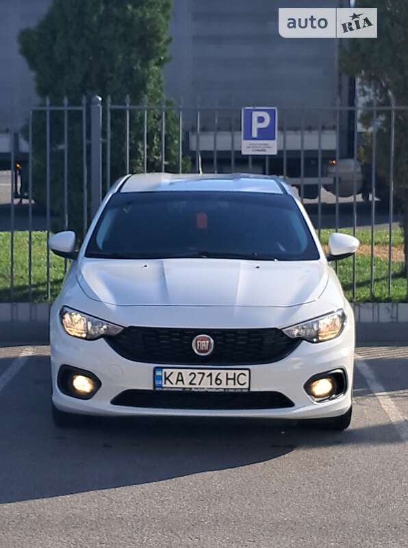 2018 fiat tipo