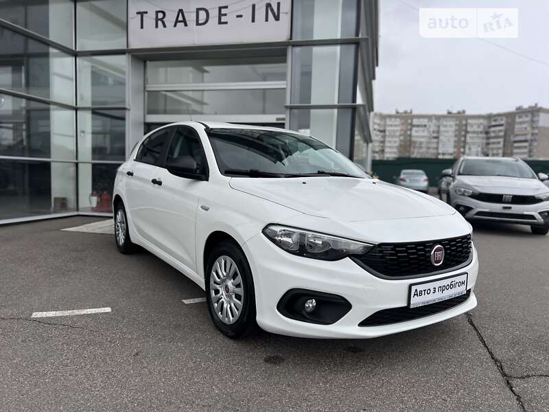 2019 fiat tipo